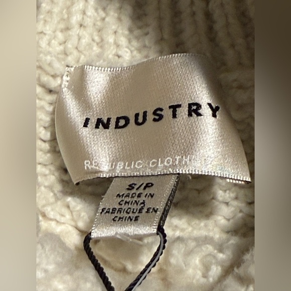 Industry Republic Women's Pink & Ivory Acrylic/Viscose Striped Knit Sweater NEW - Picture 5 of 14